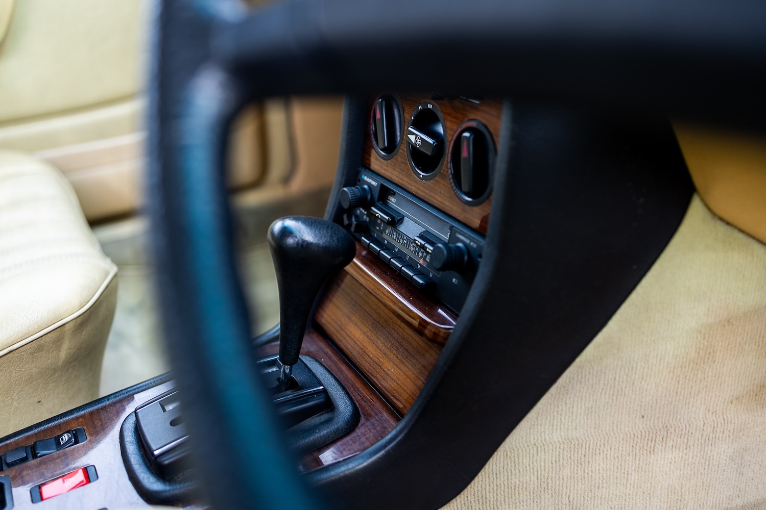 Used Mercedes-Benz 200 1986 for sale - 77604070: Photo 34