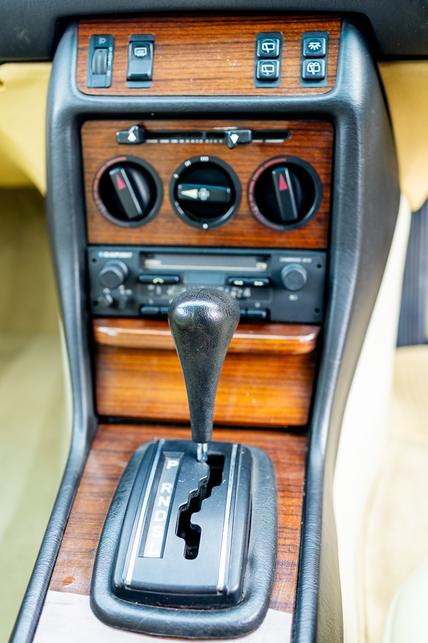 Used Mercedes-Benz 200 1986 for sale - 77604070: Photo 36