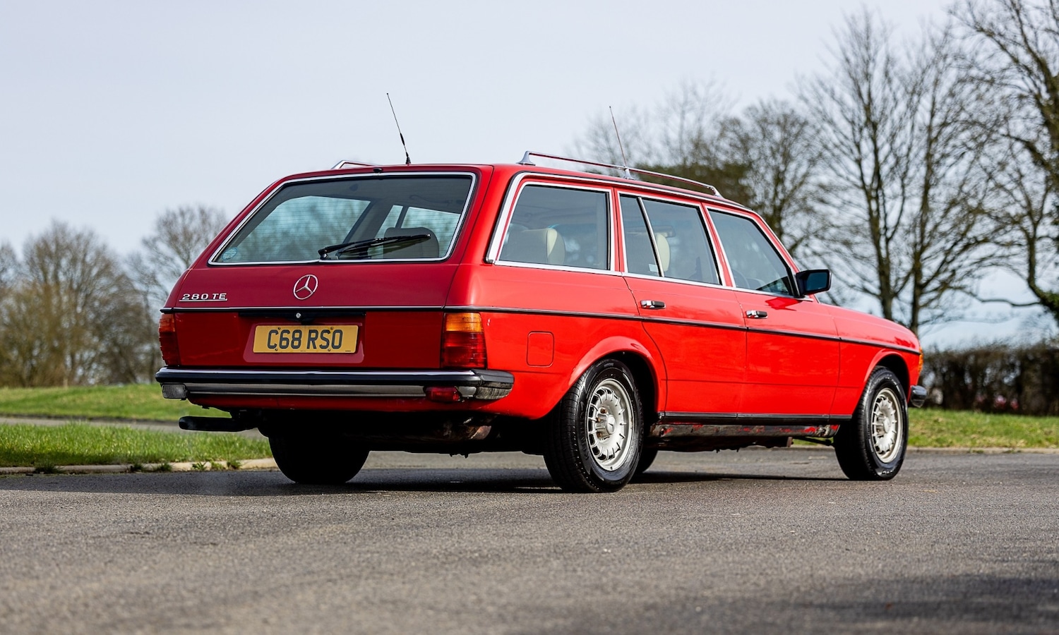 Used Mercedes-Benz 200 1986 for sale - 77604070: Photo 4