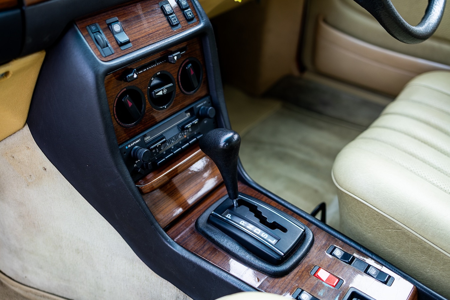 Used Mercedes-Benz 200 1986 for sale - 77604070: Photo 40