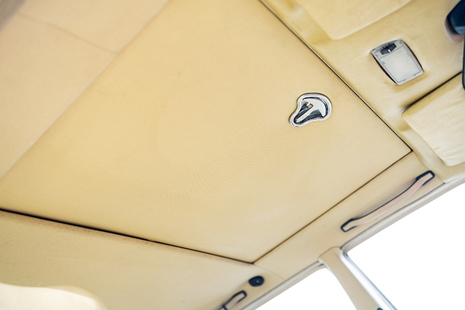 Used Mercedes-Benz 200 1986 for sale - 77604070: Photo 45