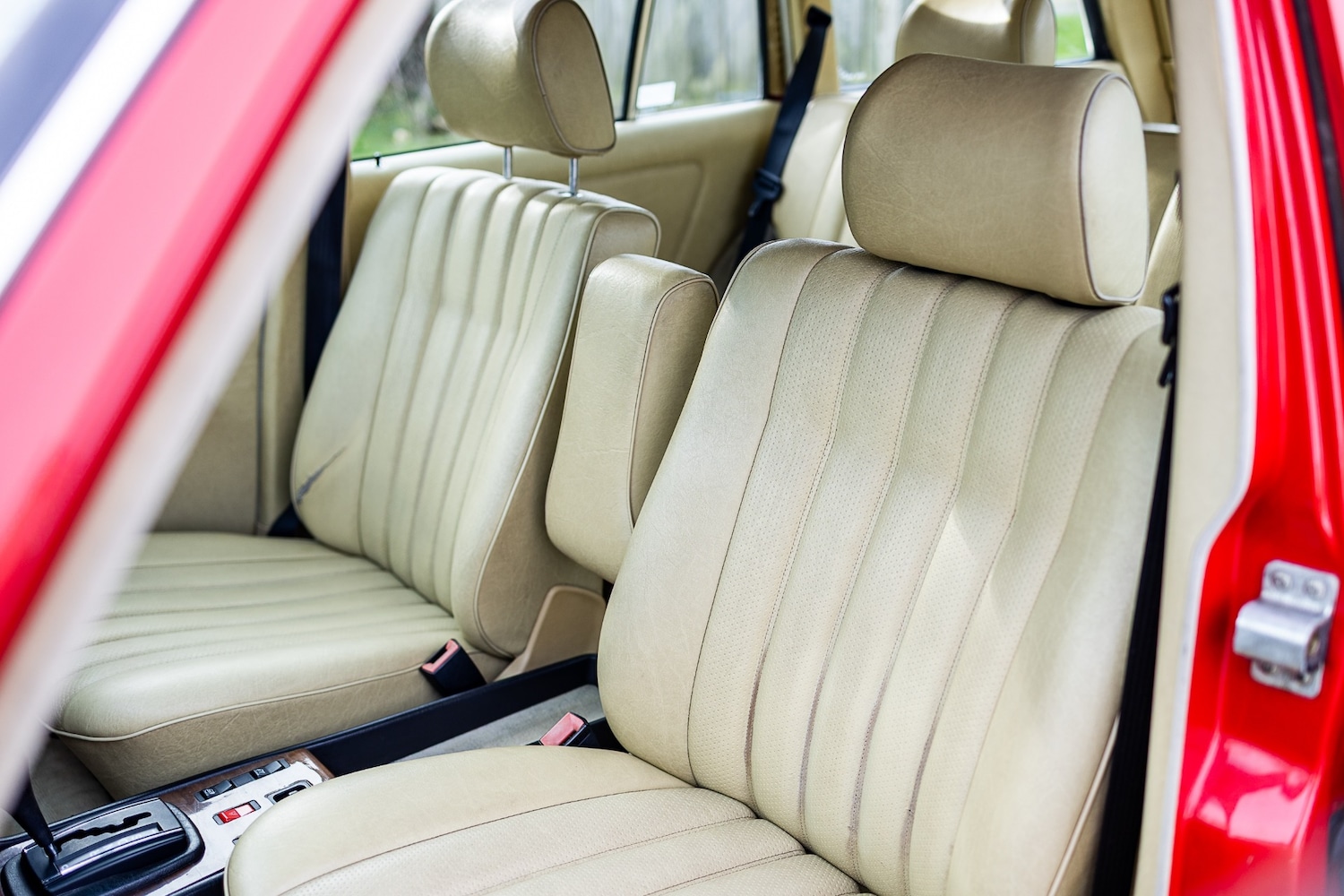 Used Mercedes-Benz 200 1986 for sale - 77604070: Photo 48