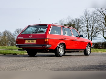 Used Mercedes-Benz 200 1986 for sale - 77604070: Photo