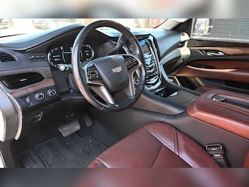 Used Cadillac Escalade 2019 for sale - 78409988: Photo