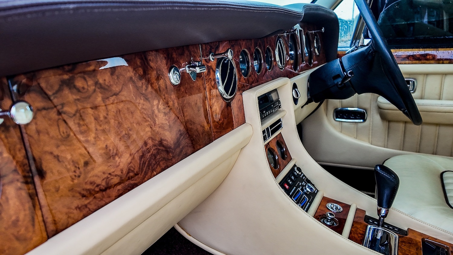 Used Bentley Brooklands 1993 for sale - 77602018: Photo 16