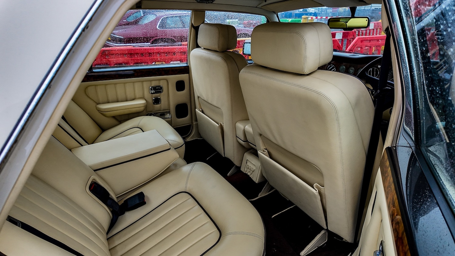 Used Bentley Brooklands 1993 for sale - 77602018: Photo 38