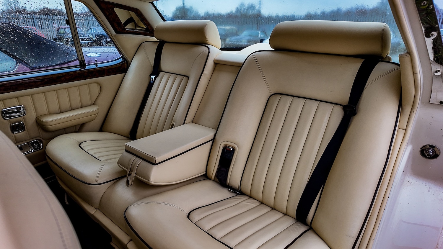 Used Bentley Brooklands 1993 for sale - 77602018: Photo 4