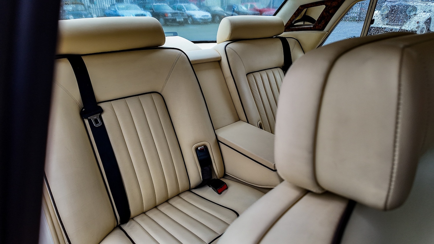 Used Bentley Brooklands 1993 for sale - 77602018: Photo 41