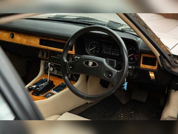 Used Jaguar XJS  for sale - 75796561: Photo