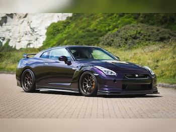 Used Nissan GT-R 2009 for sale - 79625635: Photo