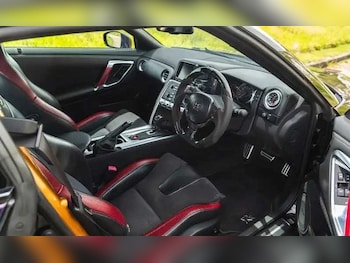 Used Nissan GT-R 2009 for sale - 79625635: Photo