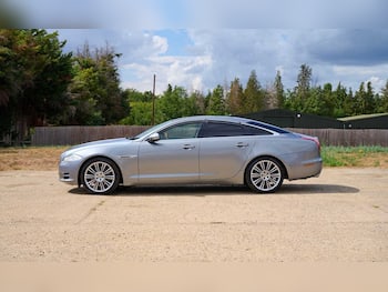 Used Jaguar XJ 2010 for sale - 79614994: Photo