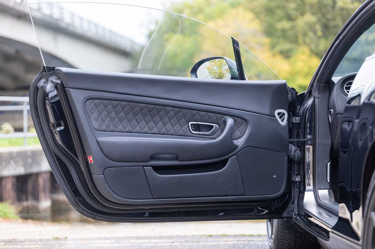 Used Bentley Continental 2010 for sale - 76392242: Photo 45