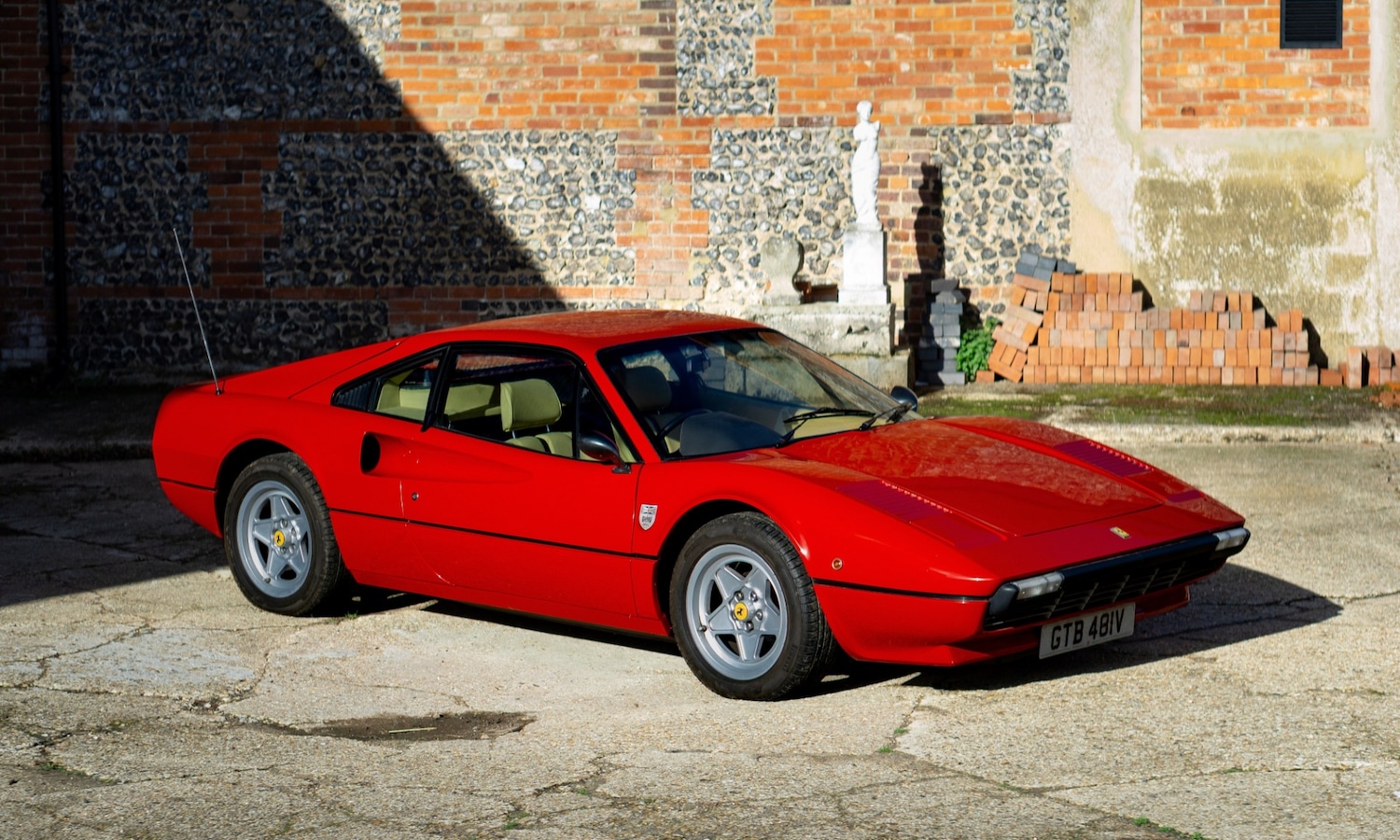 Used Ferrari 308 1979 for sale - 76461342: Photo 1