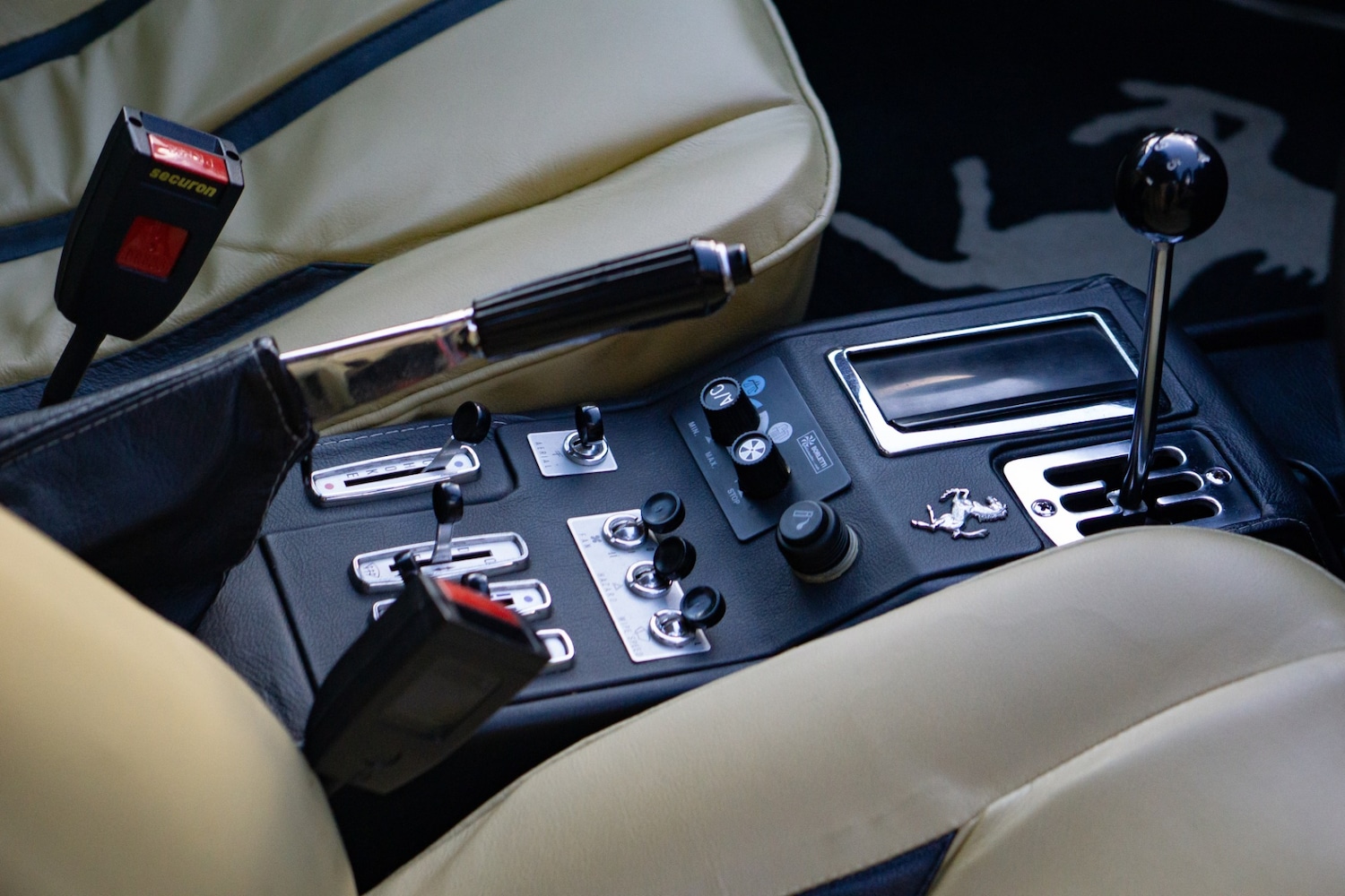 Used Ferrari 308 1979 for sale - 76461342: Photo 17