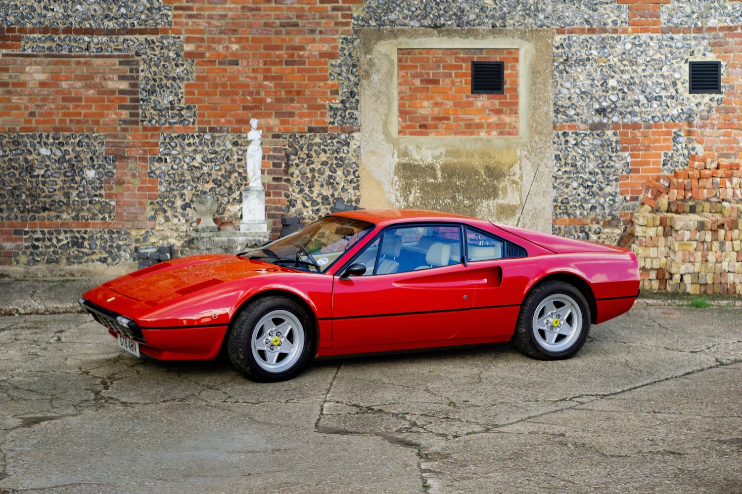 Used Ferrari 308 1979 for sale - 76461342: Photo 8