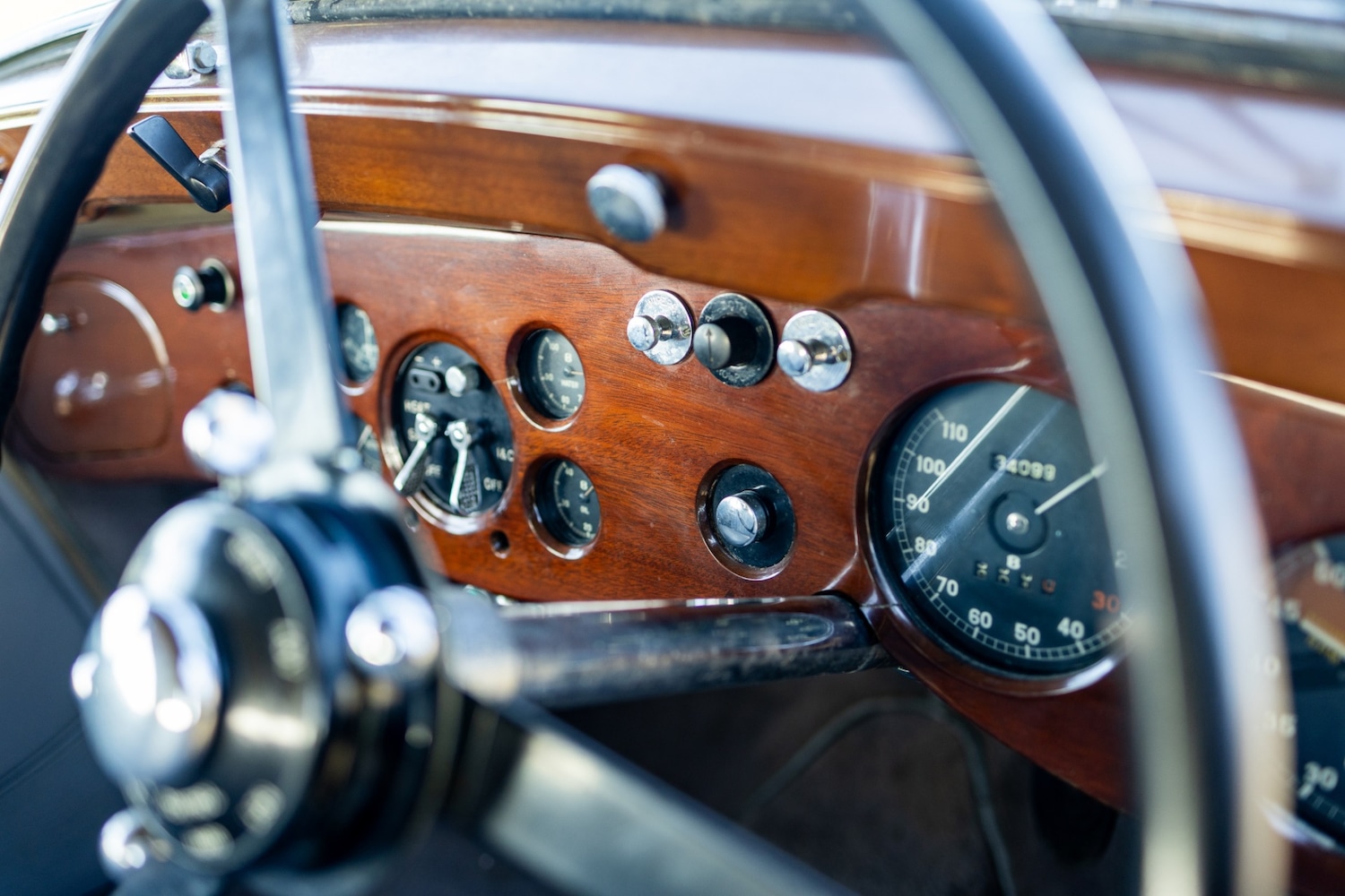 Used Bentley 4.25 Litre 1938 for sale - 76402056: Photo 59