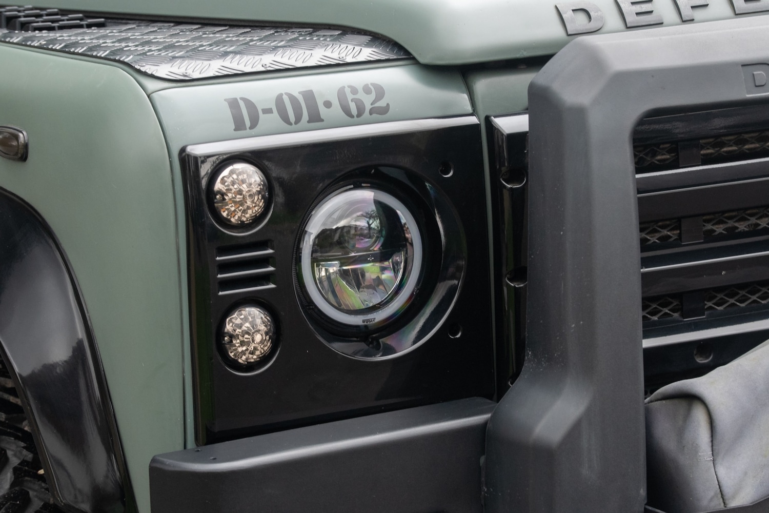 Used Land Rover Defender 2010 for sale - 77490655: Photo 14