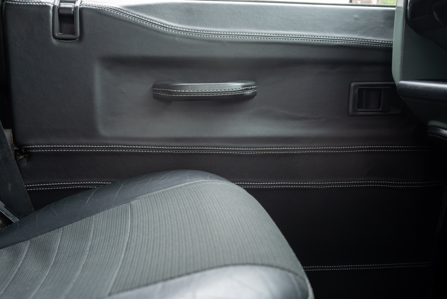 Used Land Rover Defender 2010 for sale - 77490655: Photo 48