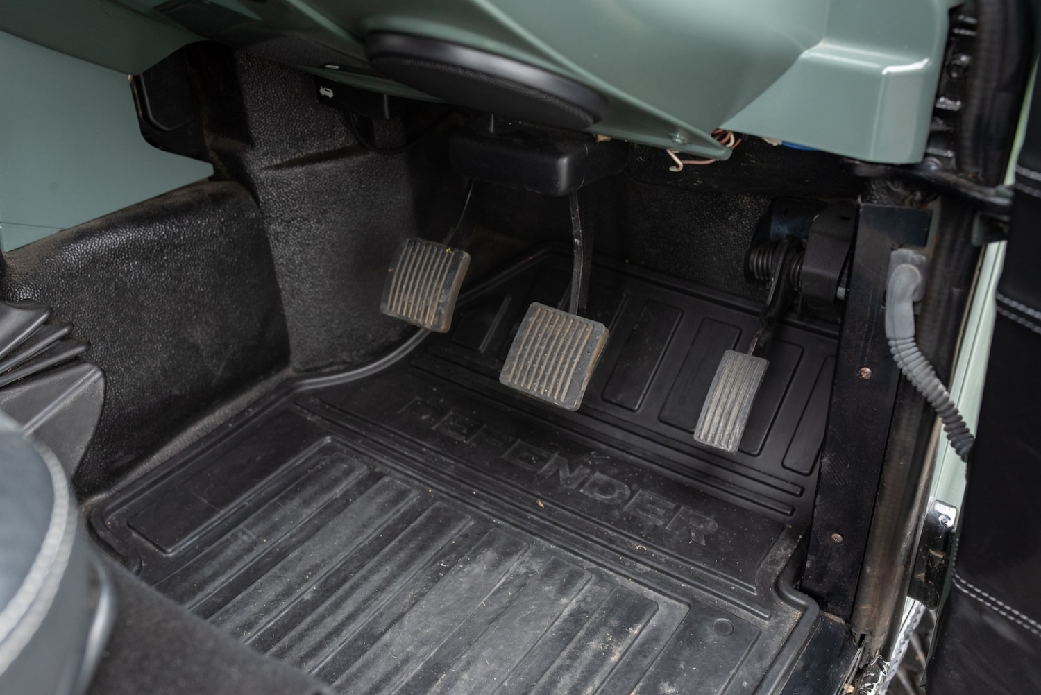 Used Land Rover Defender 2010 for sale - 77490655: Photo 7