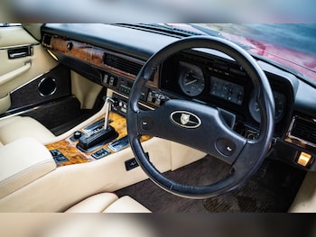 Used Jaguar XJS 1989 for sale - 77502608: Photo