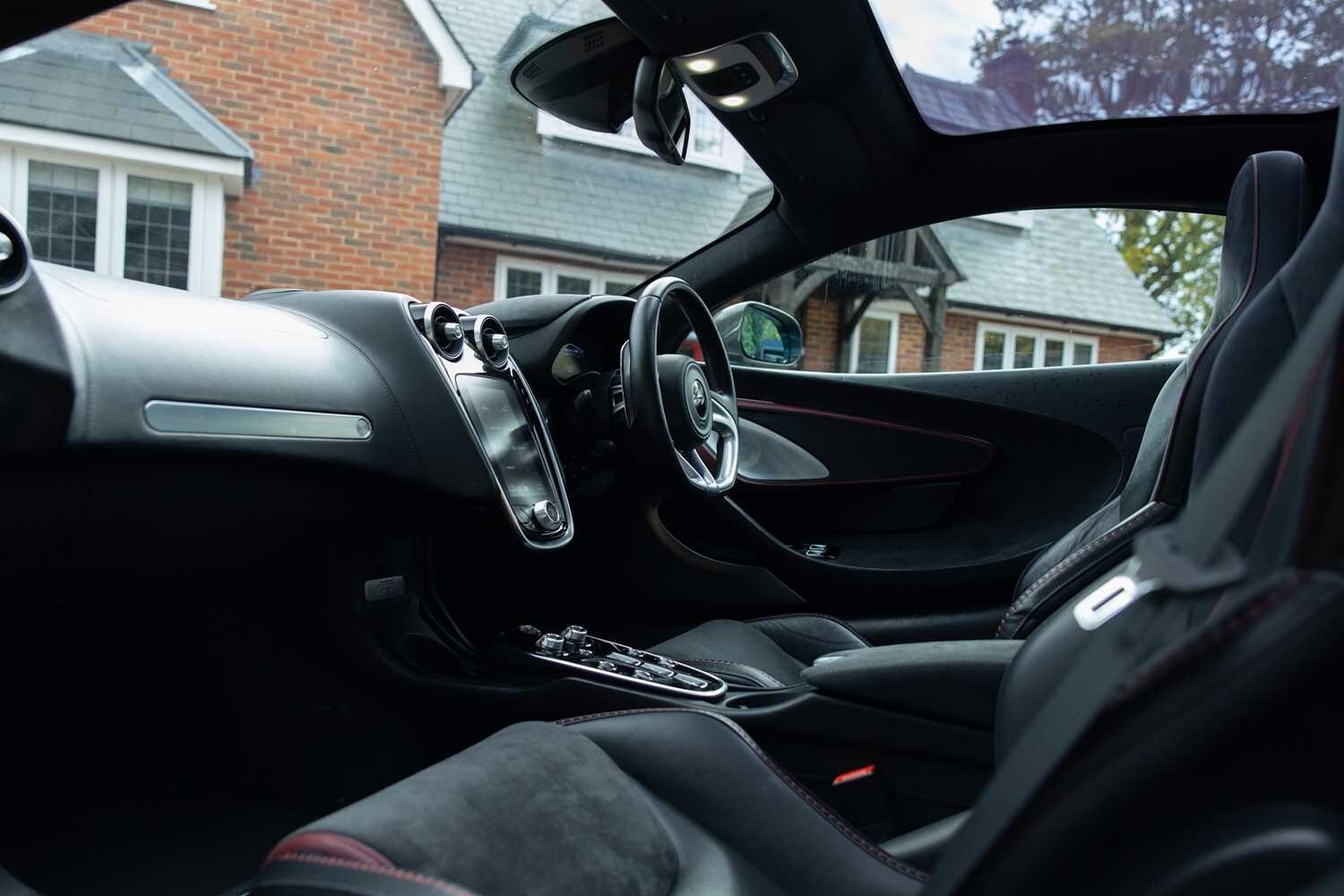 Used McLaren GT 2020 for sale - 76554739: Photo 28
