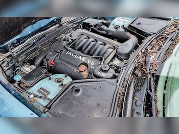 Used Jaguar XK8 2001 for sale - 77603475: Photo