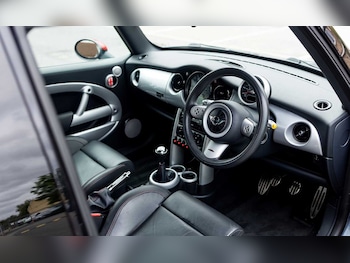 Used MINI Hatch 2006 for sale - 78970736: Photo