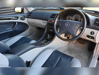 Used Mercedes-Benz CLK 2002 for sale - 79570594: Photo