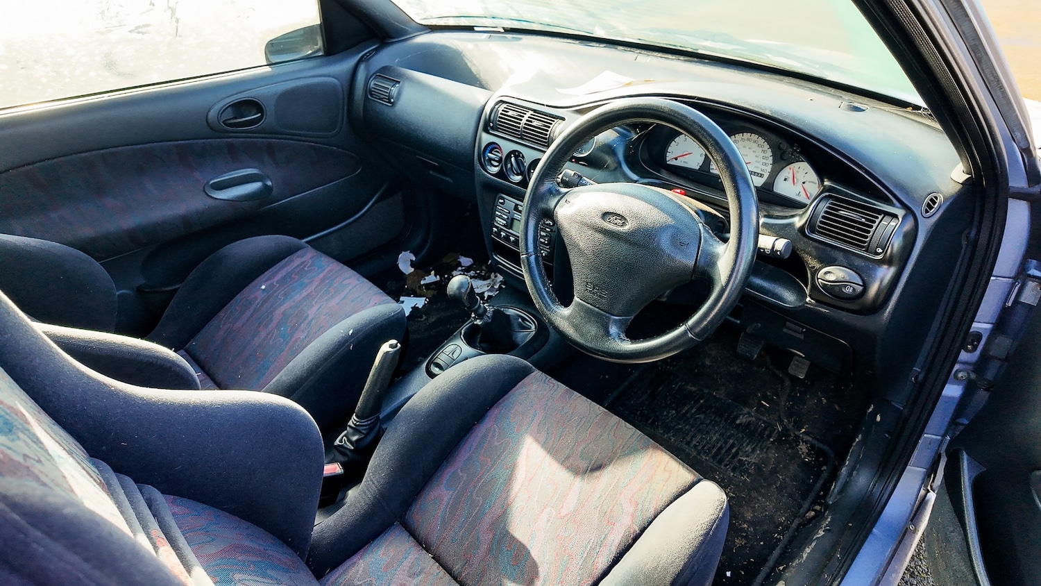 Used Ford Escort 1995 for sale - 77579730: Photo 21