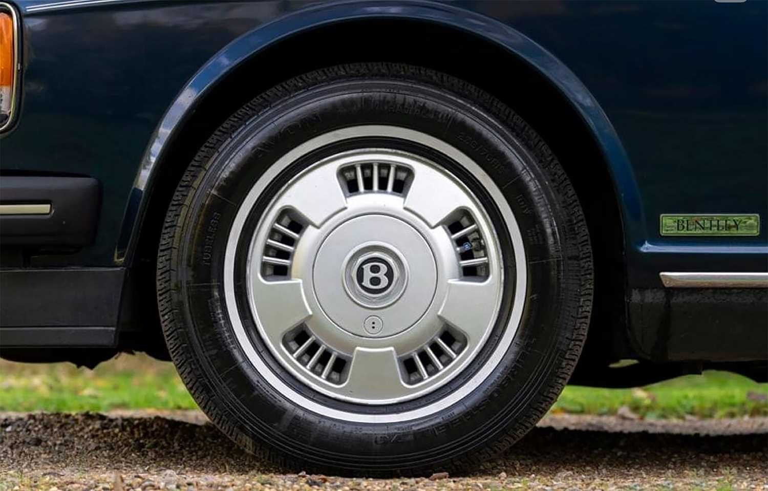 Used Bentley Brooklands 1994 for sale - 76555104: Photo 12