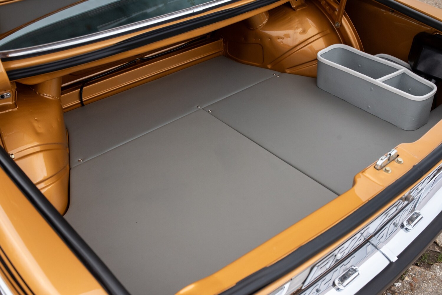 Used BMW 3.0 CSL 1974 for sale - 77500984: Photo 37