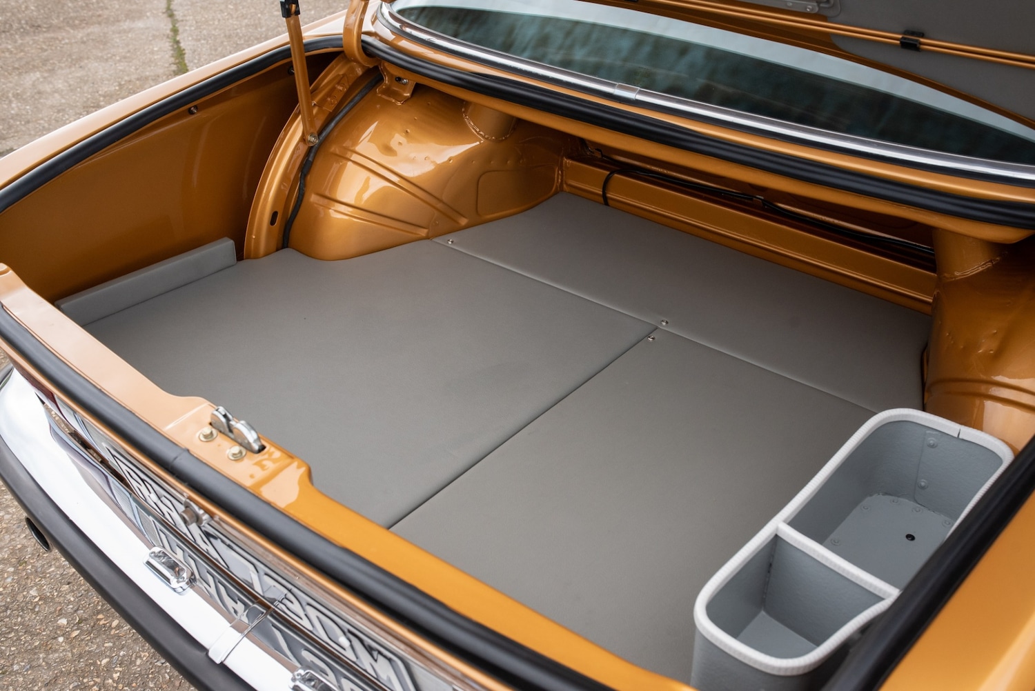 Used BMW 3.0 CSL 1974 for sale - 77500984: Photo 45