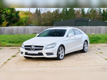Mercedes-Benz - CLS
