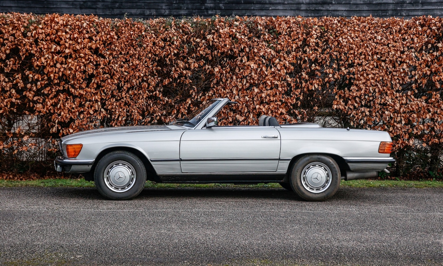 Used Mercedes-Benz 450 SL 1977 for sale - 77530374: Photo 2