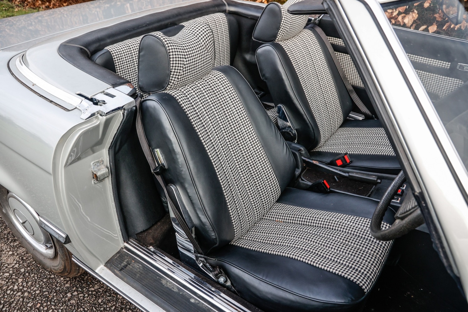 Used Mercedes-Benz 450 SL 1977 for sale - 77530374: Photo 29