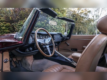 Used Jaguar E-Type 1974 for sale - 78309948: Photo