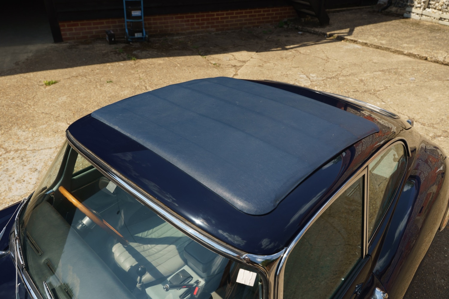 Used Jaguar E-Type 1988 for sale - 76492511: Photo 13