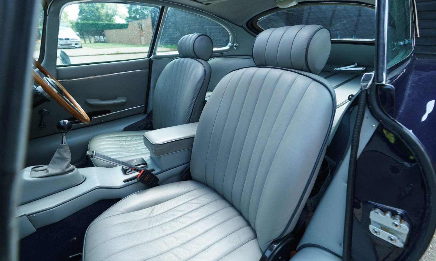 Used Jaguar E-Type 1988 for sale - 76492511: Photo 4