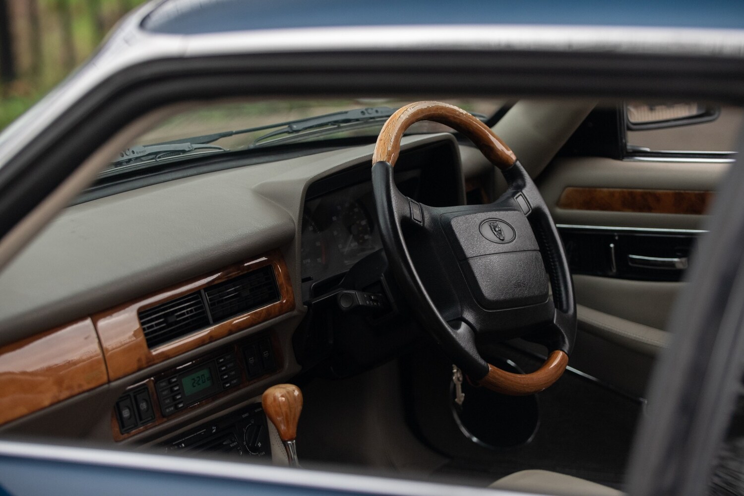 Used Jaguar XJS 1995 for sale - 77543377: Photo 40