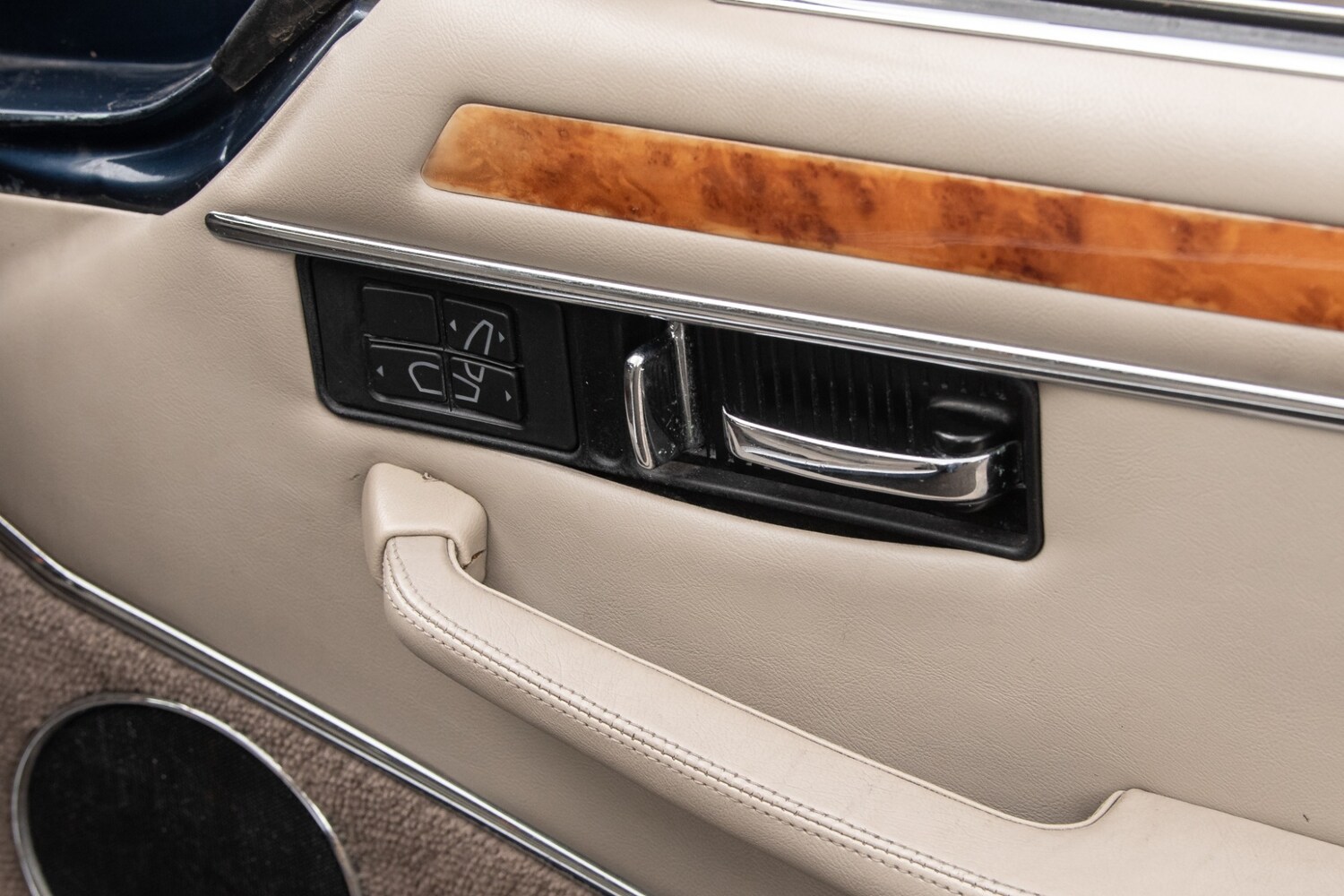 Used Jaguar XJS 1995 for sale - 77543377: Photo 49