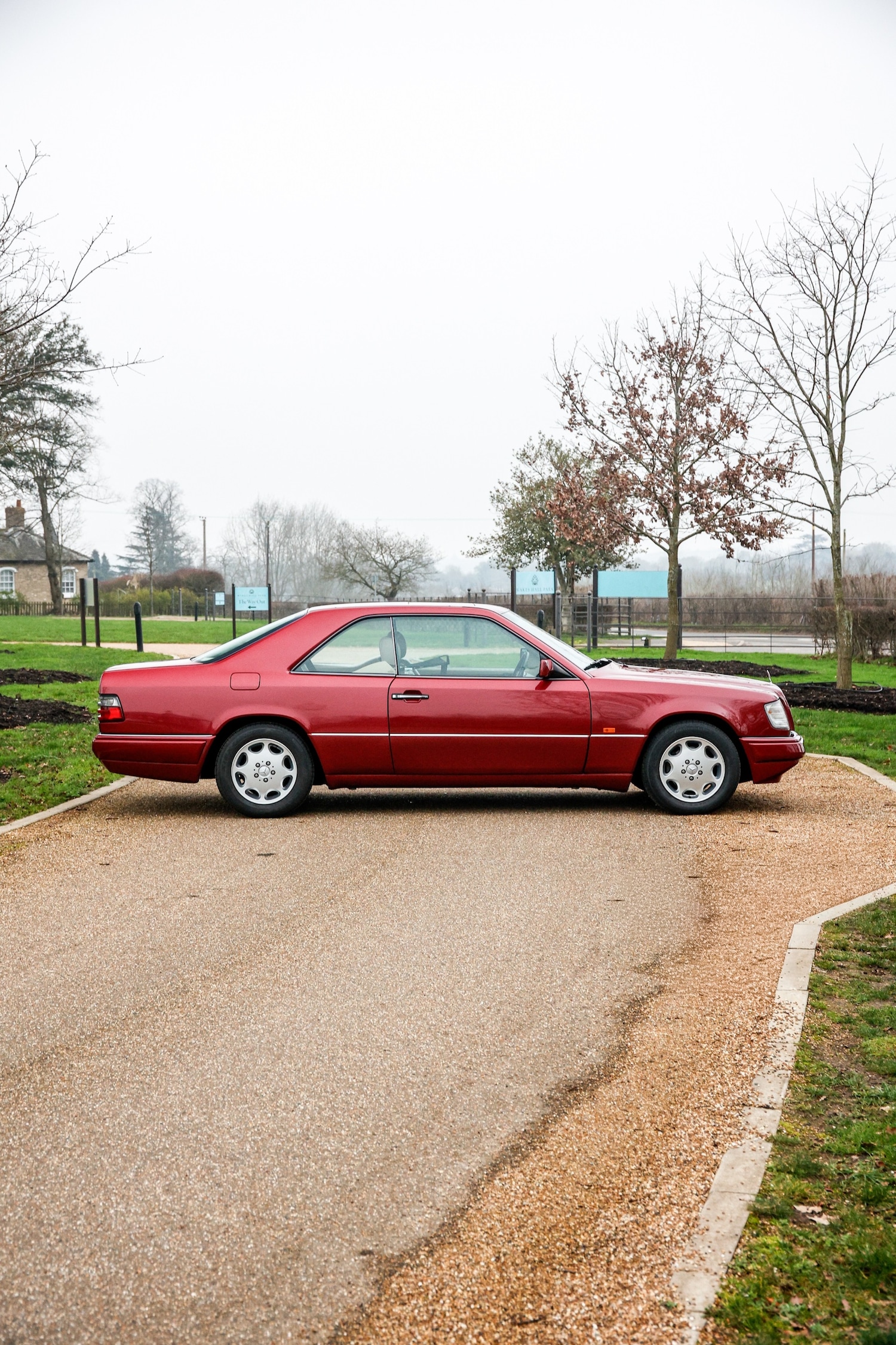 Used Mercedes-Benz E Class 1995 for sale - 77445759: Photo 11