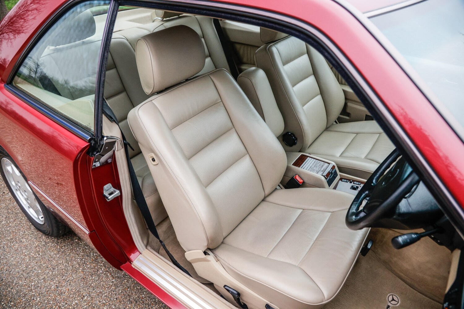 Used Mercedes-Benz E Class 1995 for sale - 77445759: Photo 32