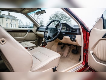 Used Mercedes-Benz E Class 1995 for sale - 77445759: Photo