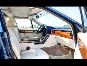 Used Aston Martin Lagonda 1987 for sale - 75064616: Photo