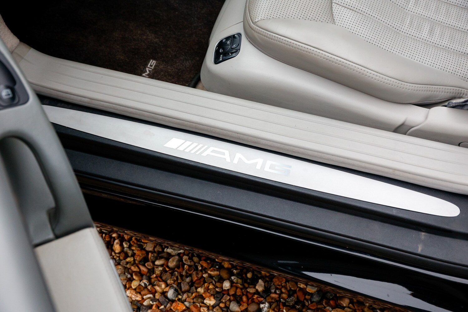 Used Mercedes-Benz S Class 2005 for sale - 77459876: Photo 33