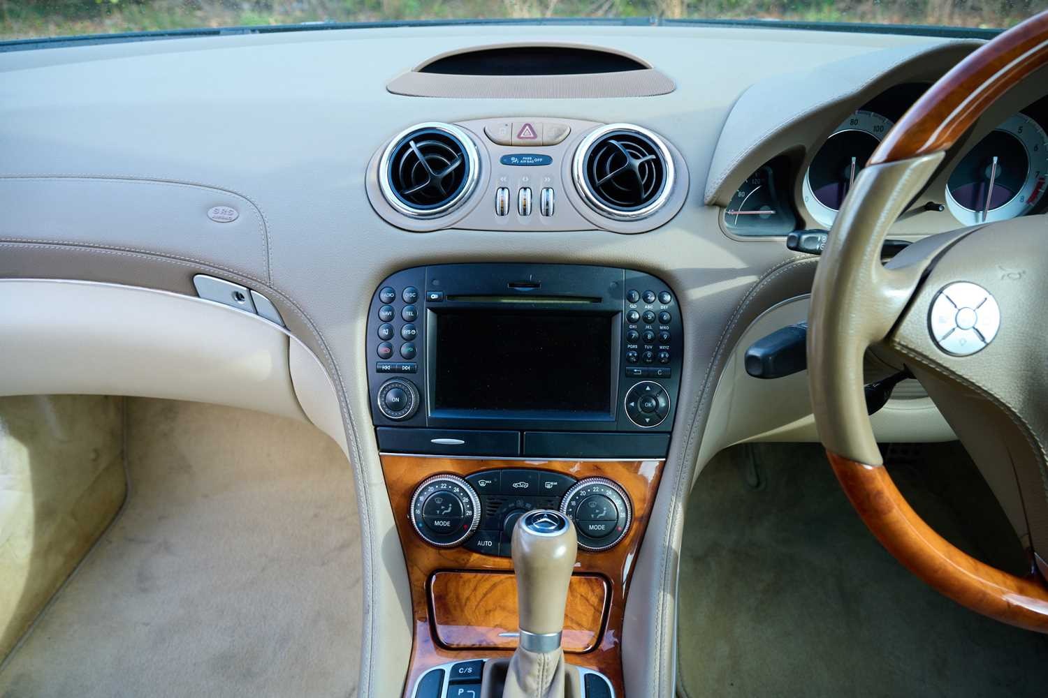 Used Mercedes-Benz SL 2008 for sale - 77606815: Photo 40