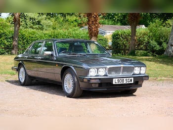 Jaguar - XJ