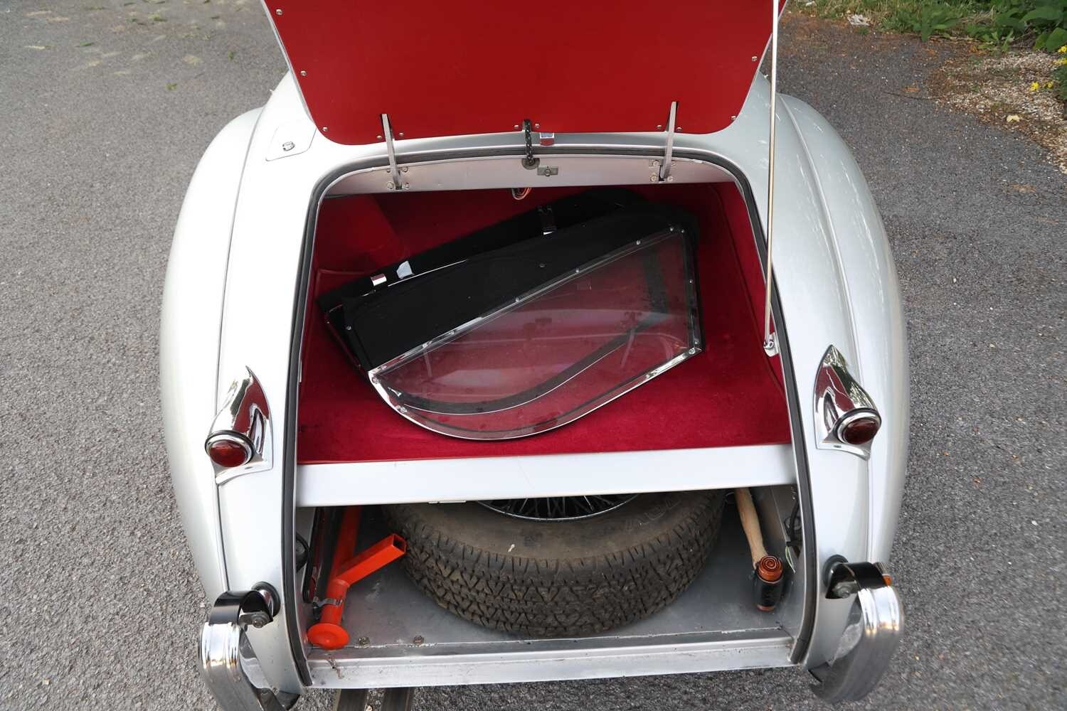 Used Jaguar XK 2018 for sale - 77607202: Photo 34