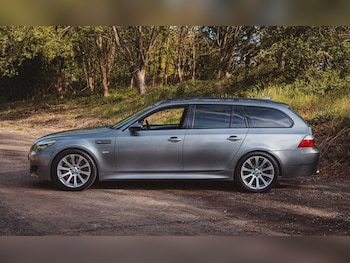 Used BMW M5 2007 for sale - 78408671: Photo